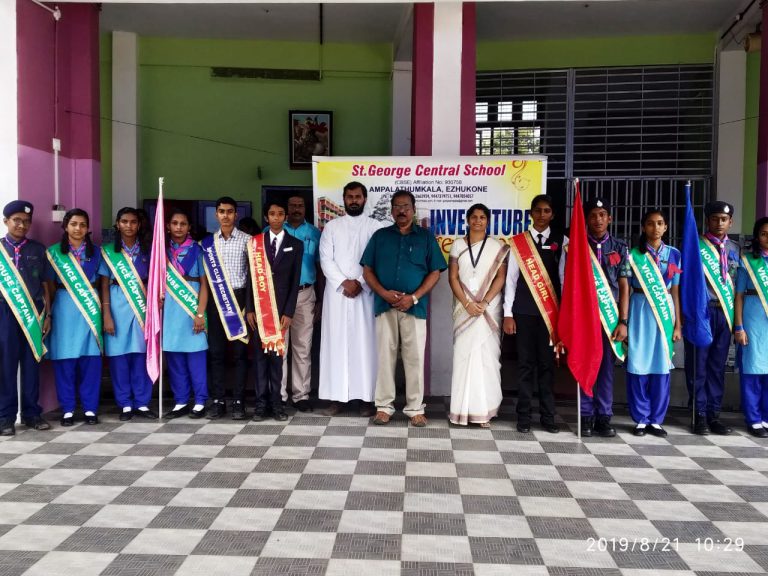 We welcomed new students to our family ! Investiture ceremony